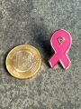 Bild 2 von Pinke Ansteckschleife aus Metal