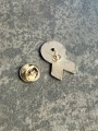Bild 4 von Pinke Ansteckschleife aus Metal